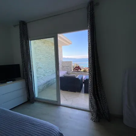 Vizzavona Piscine Et Jacuzzi * Ajaccio (Corsica)